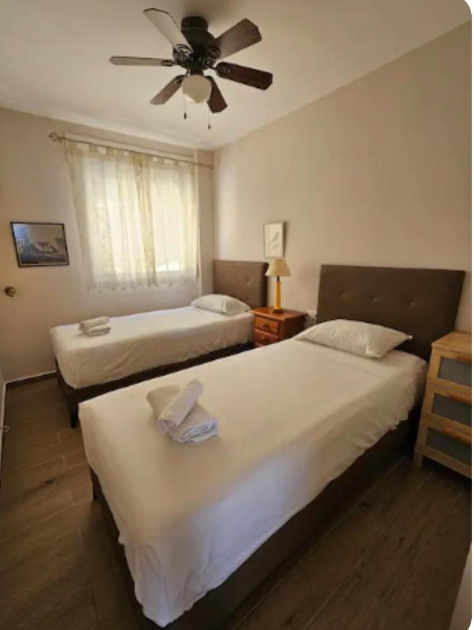 Edificio Sol Apartment เนร์คา ภายนอก รูปภาพ